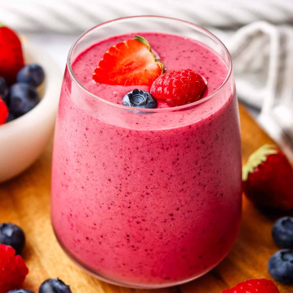 Triple Berry Smoothie square featured